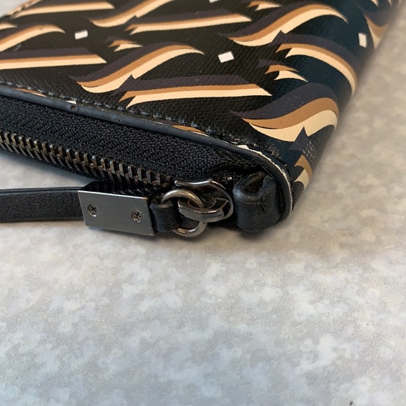 Simply Vera Vera Wang Zip Around Wallet - Picture 9 of 10